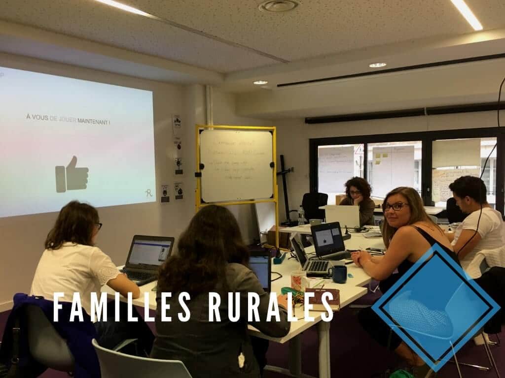 Illustration de la formation Médias Sociaux menée auprès des équipes de Familles Rurales en 2018